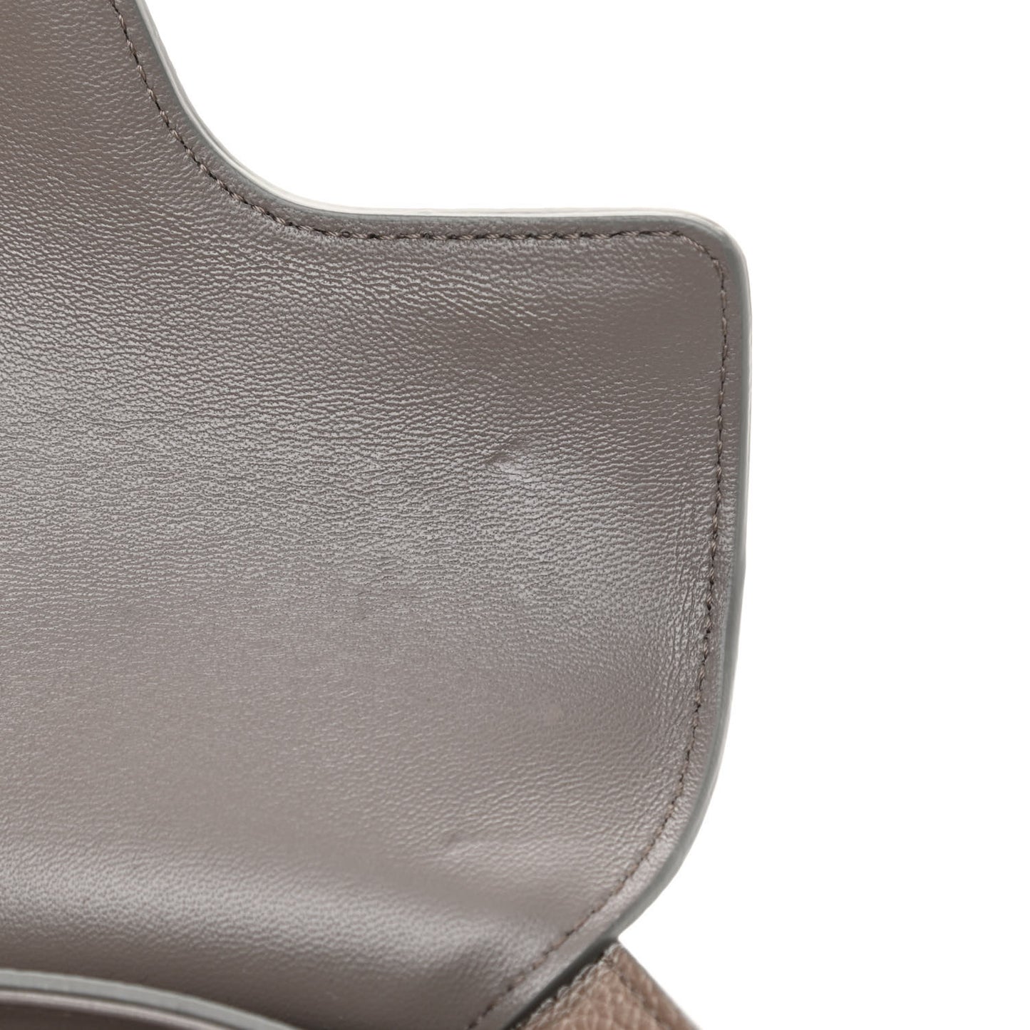 Grained Calfskin Besace Small 16 Taupe