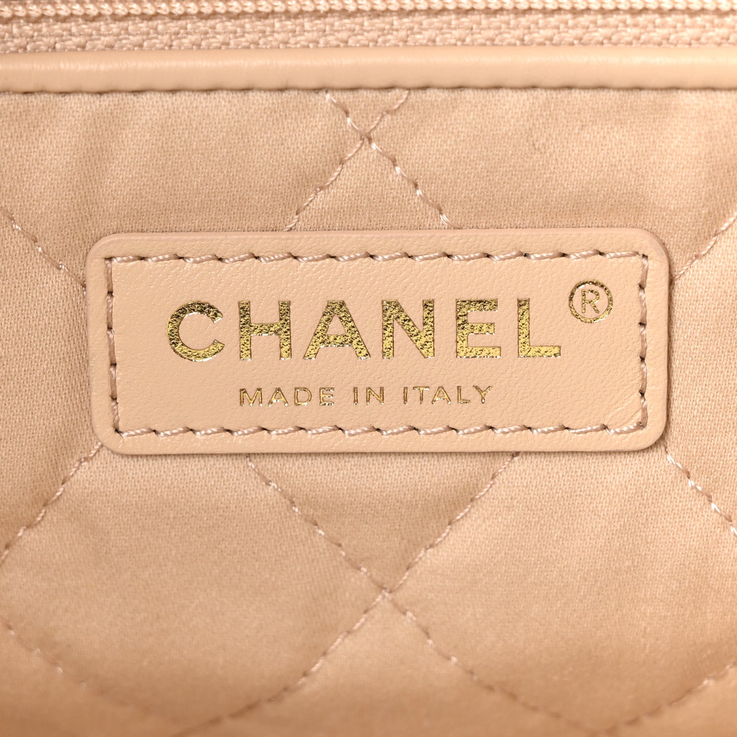 Shiny Calfskin Quilted Small Chanel 22 White