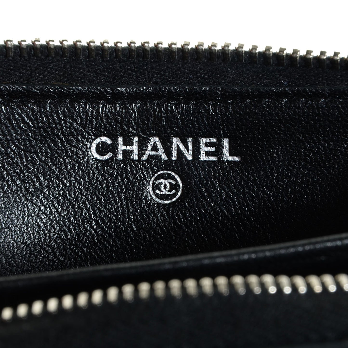 Lambskin Quilted Zip Around Card Holder Black