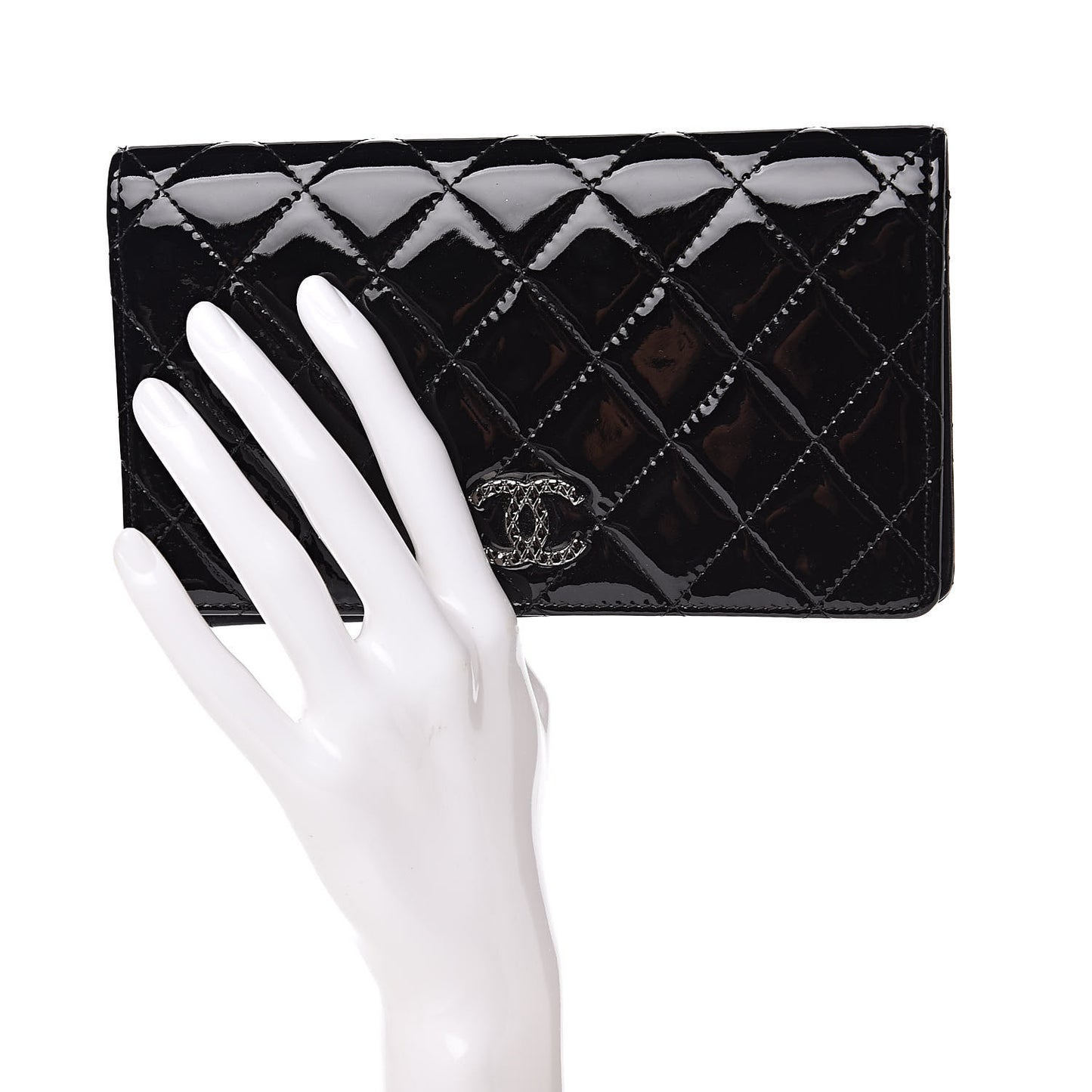 Patent Quilted Brilliant Yen Wallet Black