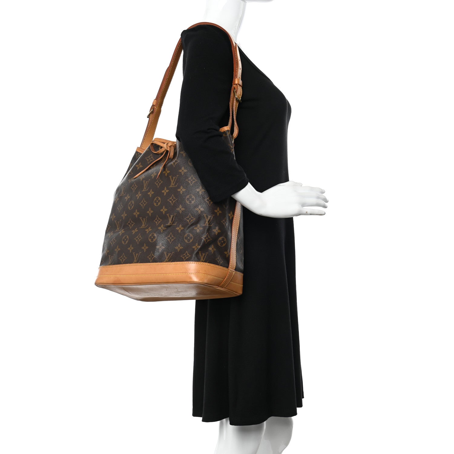 Louis Vuitton Monogram Noe 2 of 18
