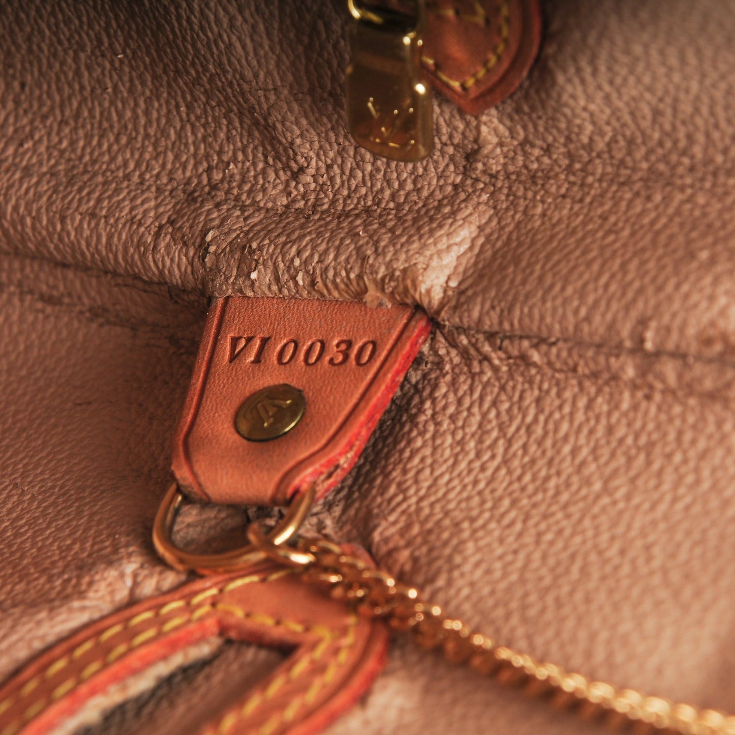 Monogram Petit Bucket 23