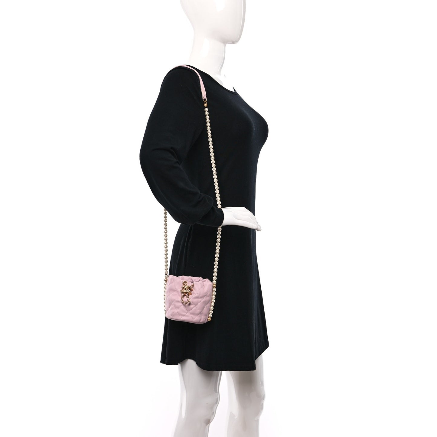 Calfskin Quilted Pearl Mini About Pearls Drawstring Bucket Light Pink