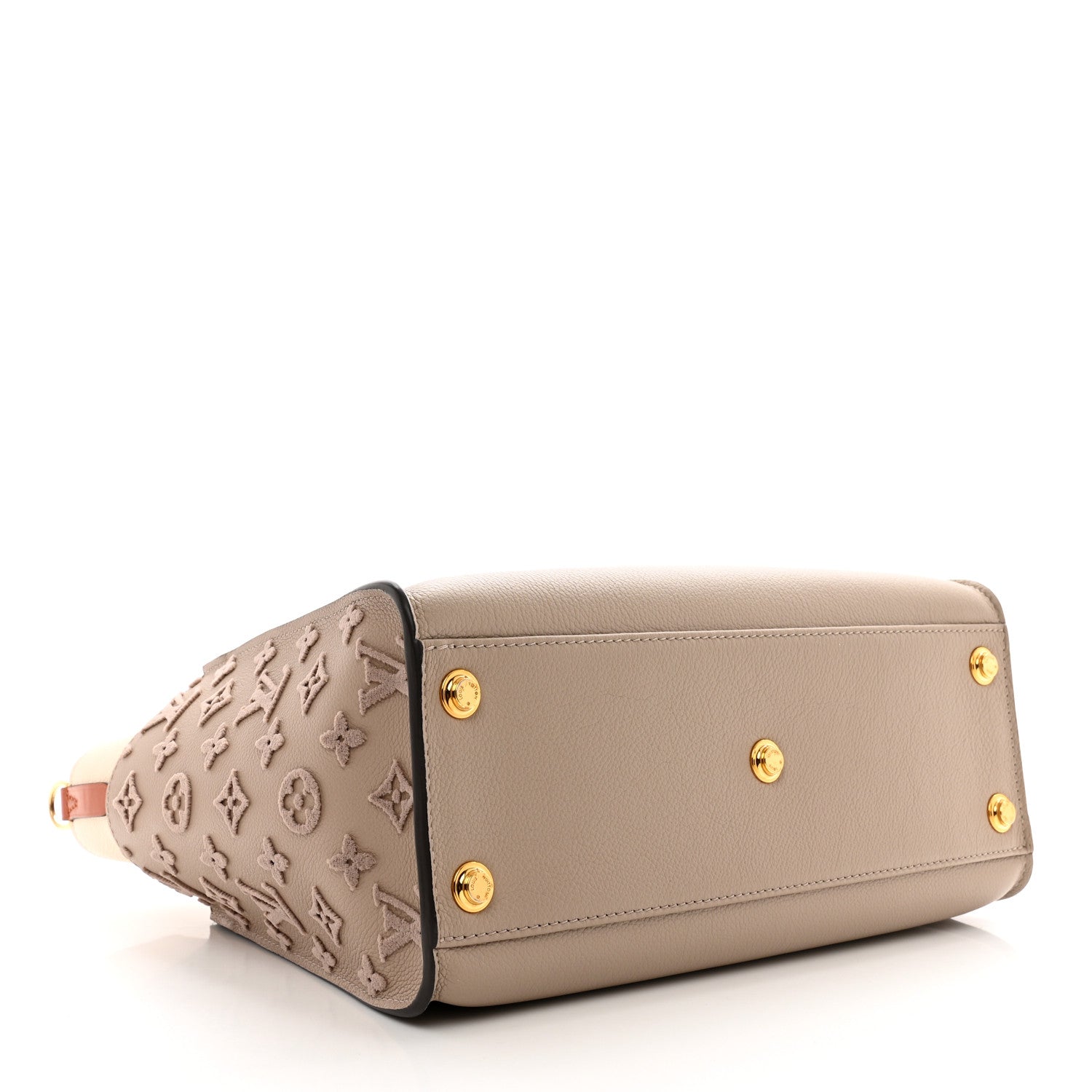Louis Vuitton Calfskin Monogram Tufting On My Side Galet 4 of 9