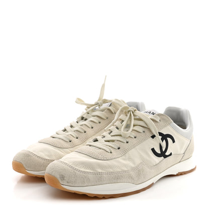 Chanel Fabric Embossed Suede Calfskin Womens CC Sneakers 37.5 White Black 4 of 11