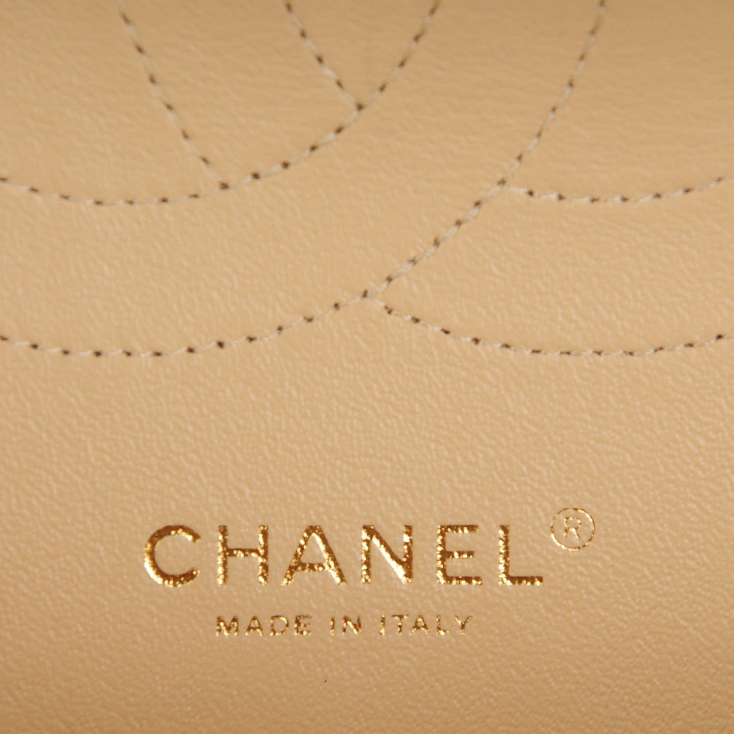 Caviar Quilted Jumbo Double Flap Beige Clair