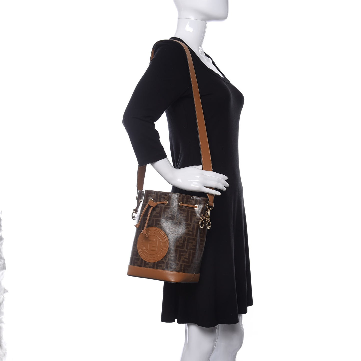 Glazed Fabric Vitello Grace F is Fendi FF 1974 Stamp Patch Grande Mon Tresor Bucket Bag Mogano Panna Nocciola