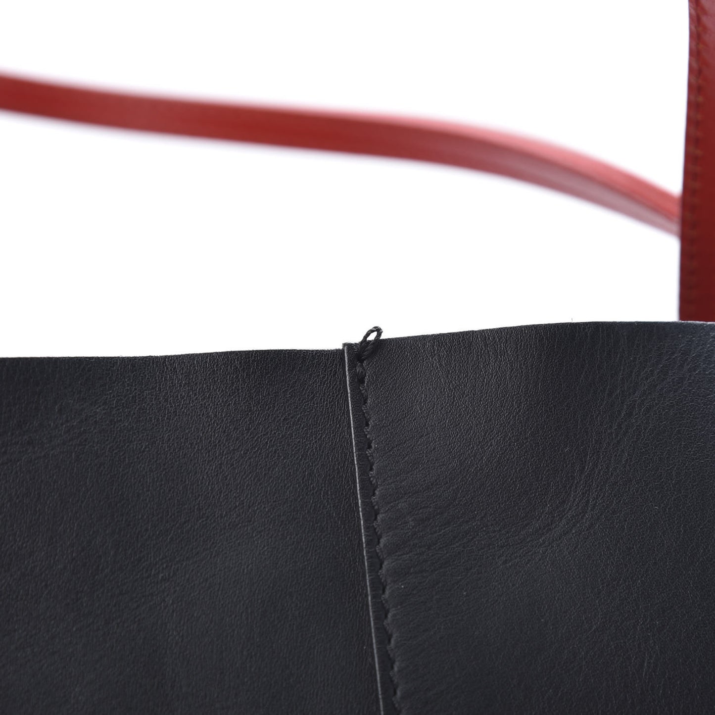 Calfskin Medium Antigona Tote Black Red