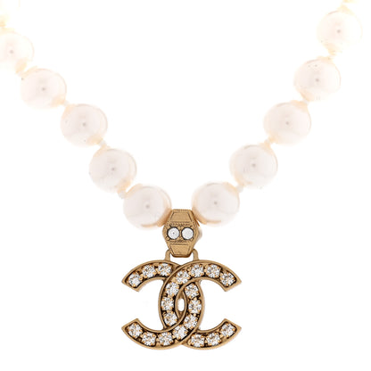 Chanel Pearl Crystal CC Short Necklace Gold 4 of 5