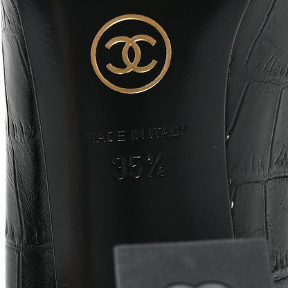 Chanel Crocodile Embossed Crumpled Patent Cap Toe Pumps 35.5 Black 7 of 8
