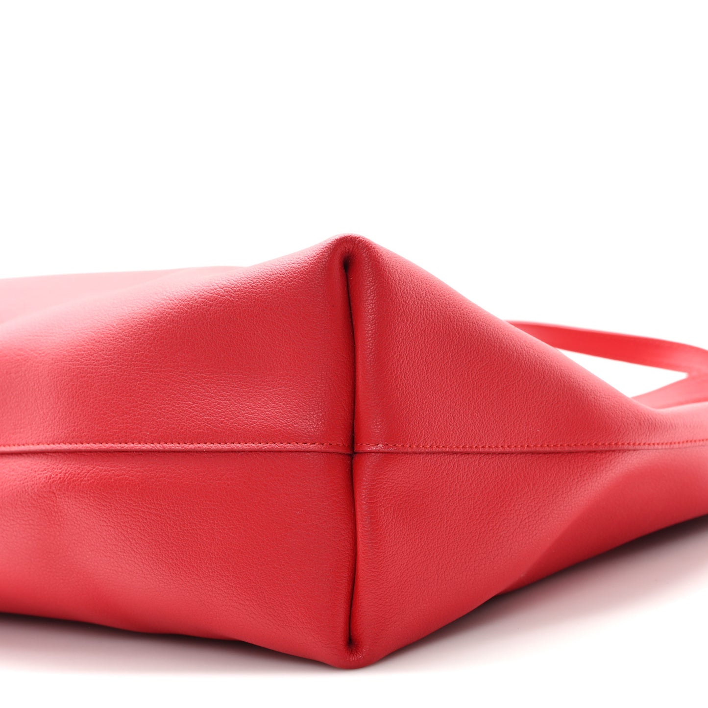 Calfskin Large Shopping Tote Rouge Eros