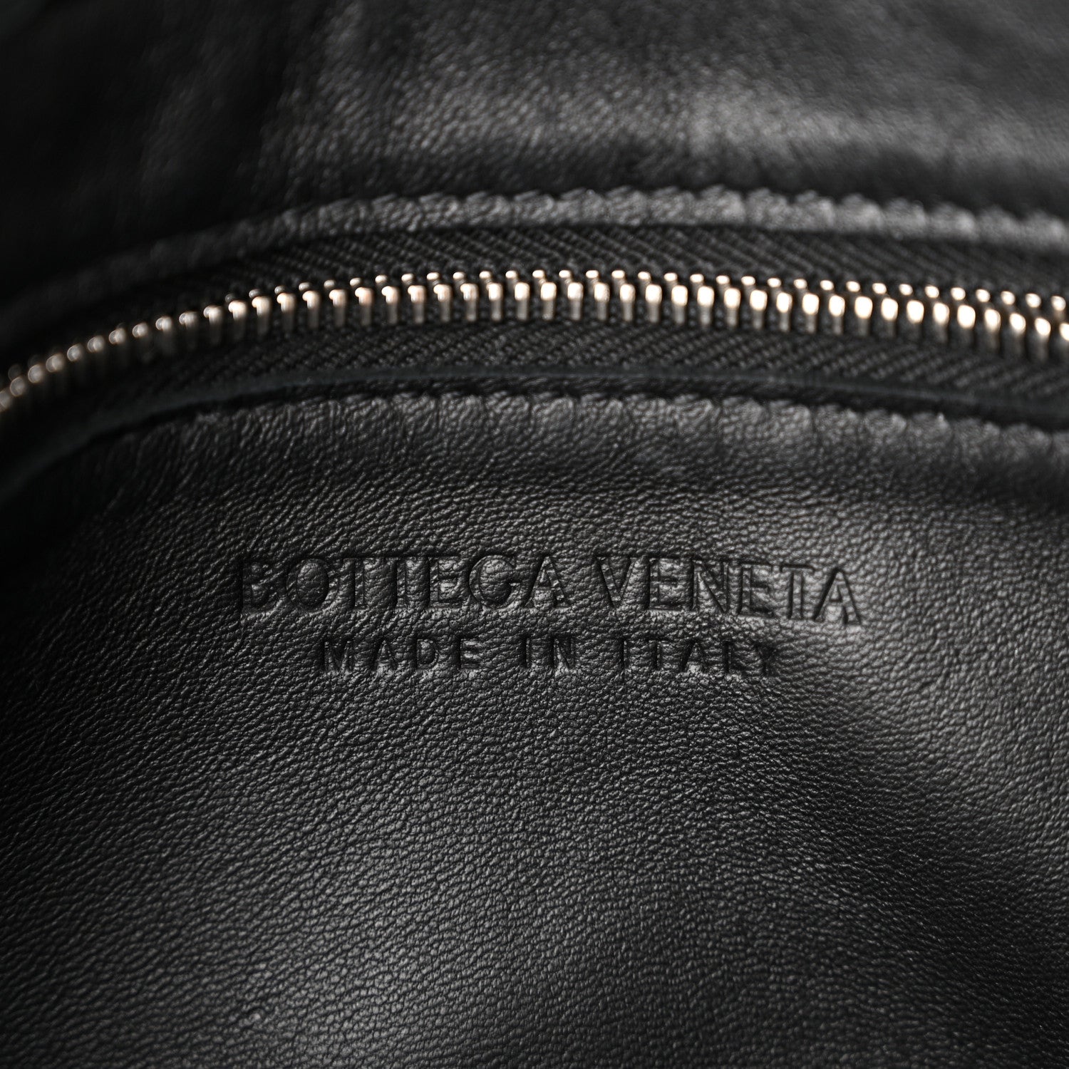 Bottega Veneta Lambskin Maxi Intrecciato Cassette Crossbody Bag Black 6 of 9