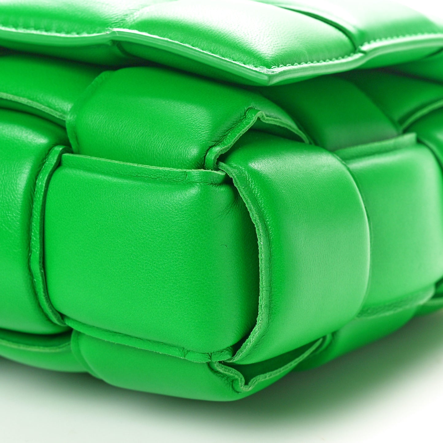 Lambskin Maxi Intreccio Padded Chain Cassette Crossbody Bag Parakeet