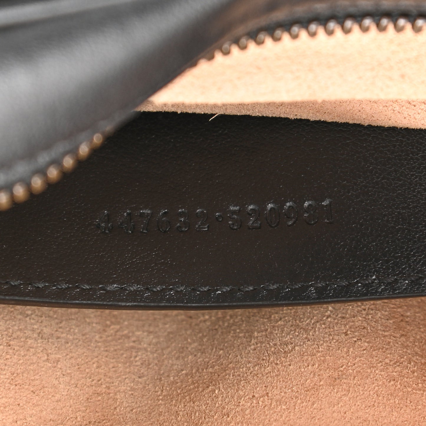 Calfskin Matelasse Small GG Marmont Chain Shoulder Bag Black