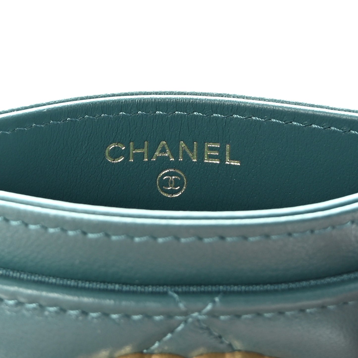 Lambskin Quilted Chanel 19 Card Holder Dark Green