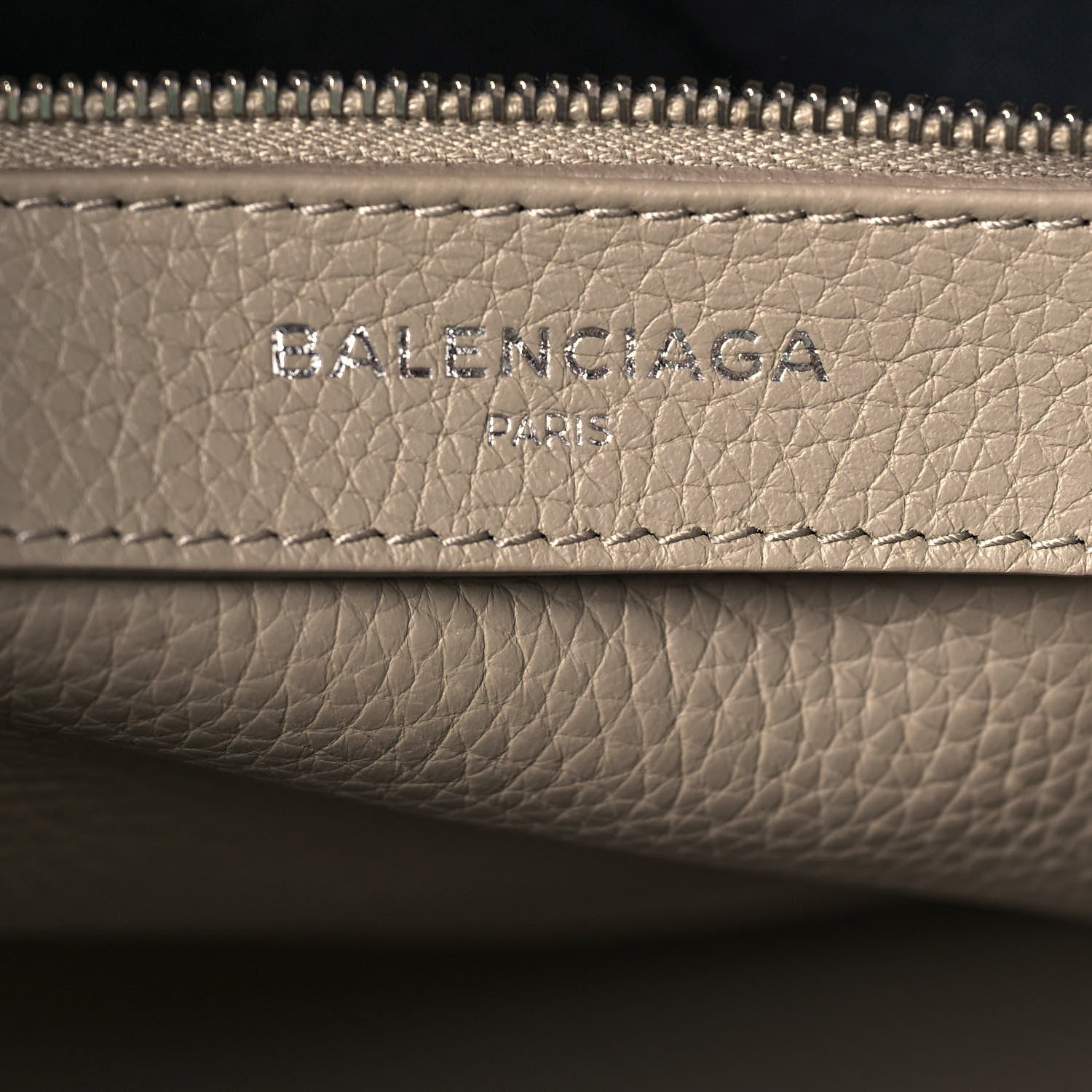 Balenciaga Veau Grana Perforated Blackout Hardware City Gris Cendre 6 of 12