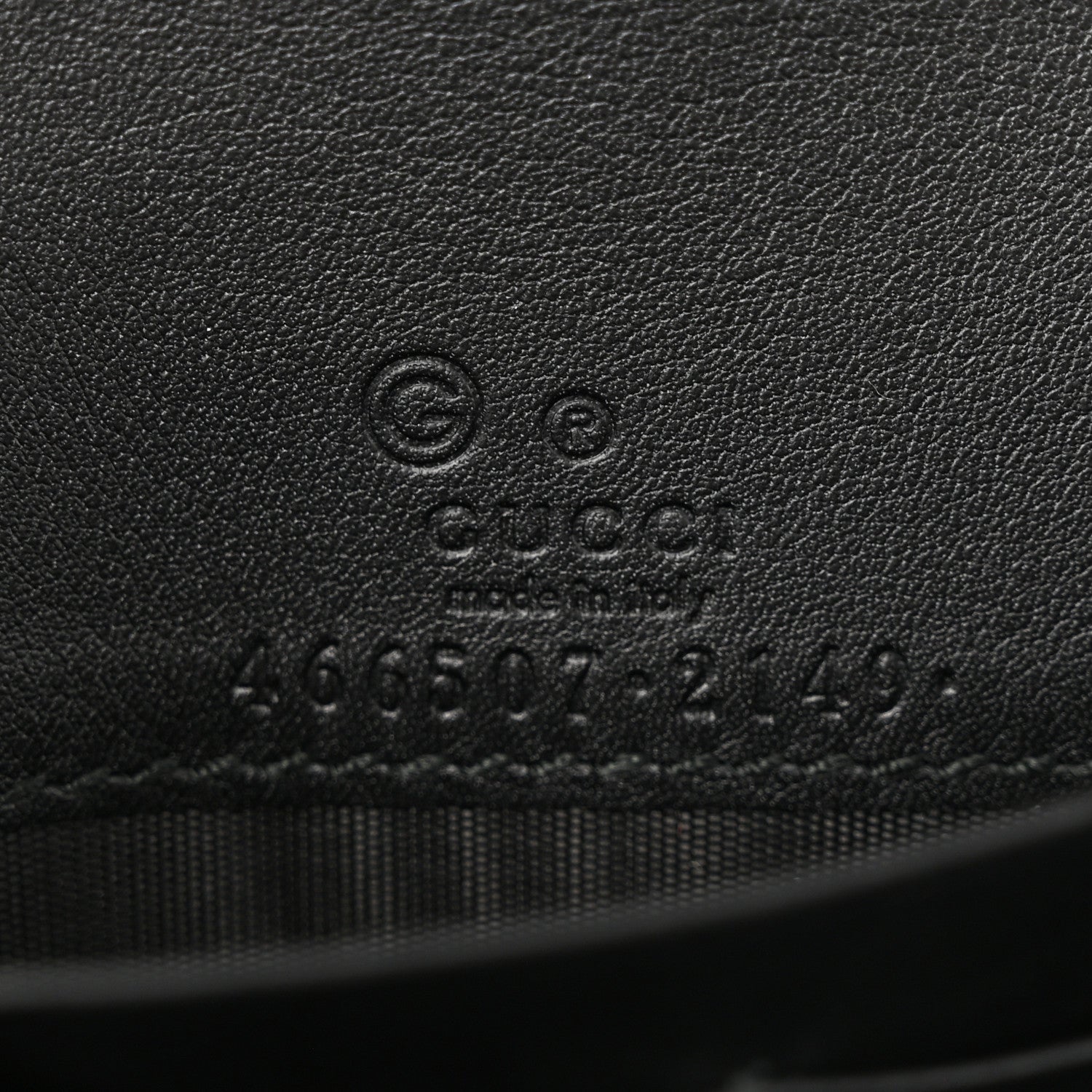 Gucci Microguccissima Crossbody Wallet Black 6 of 10