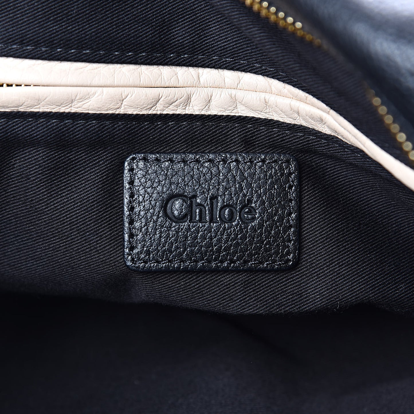 Calfskin Medium Paraty Black