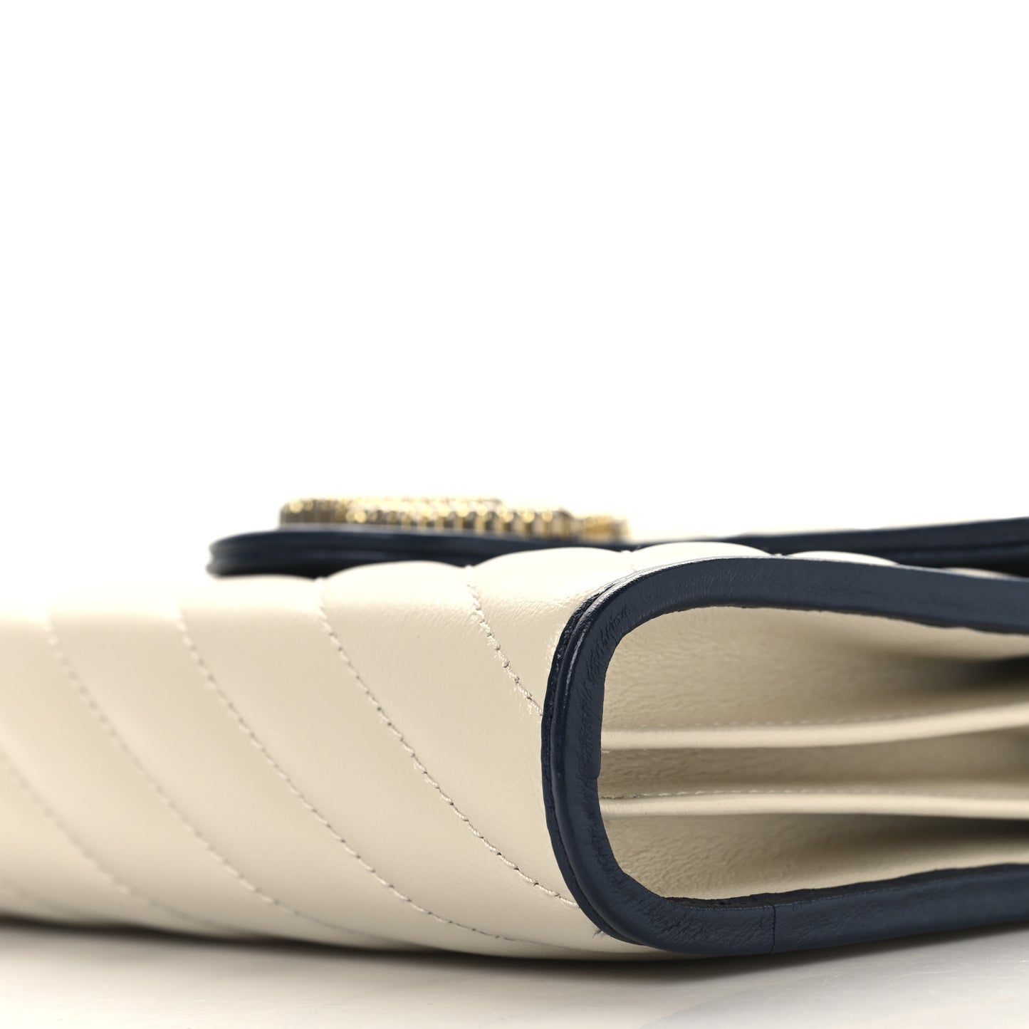 Vintage Effect Calfskin Matelasse Diagonal Torchon GG Marmont Chain Wallet Mystic White Blue Agata