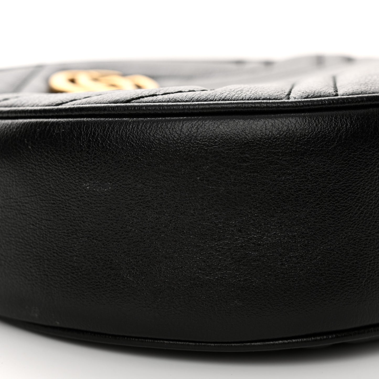 Azalea Calfskin Matelasse Heart Mini GG Marmont Round Shoulder Bag Black
