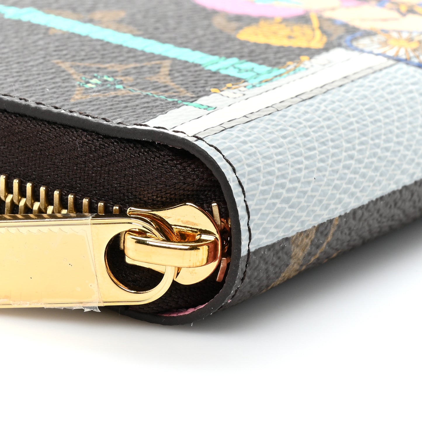 Monogram 2022 Christmas Animation Paris Zippy Wallet Pink