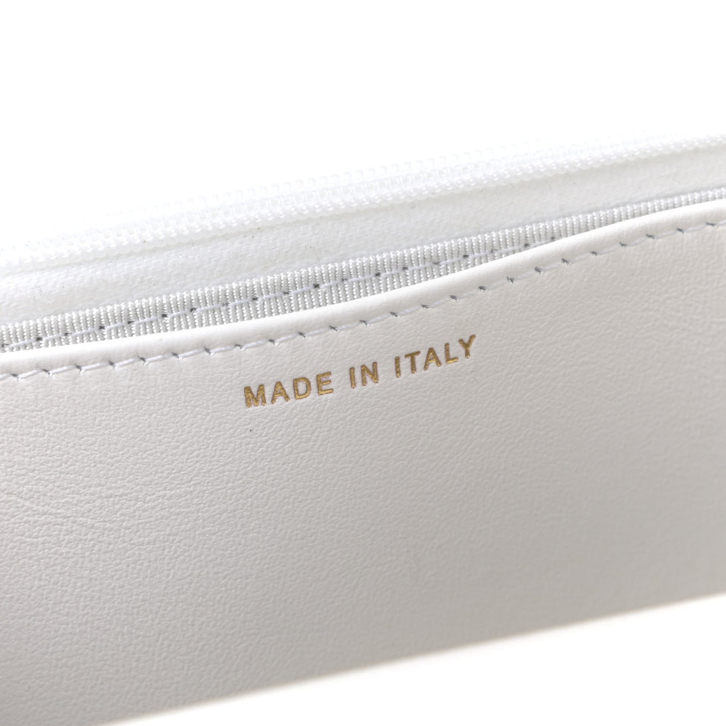 Caviar Quilted Wallet On Chain WOC White