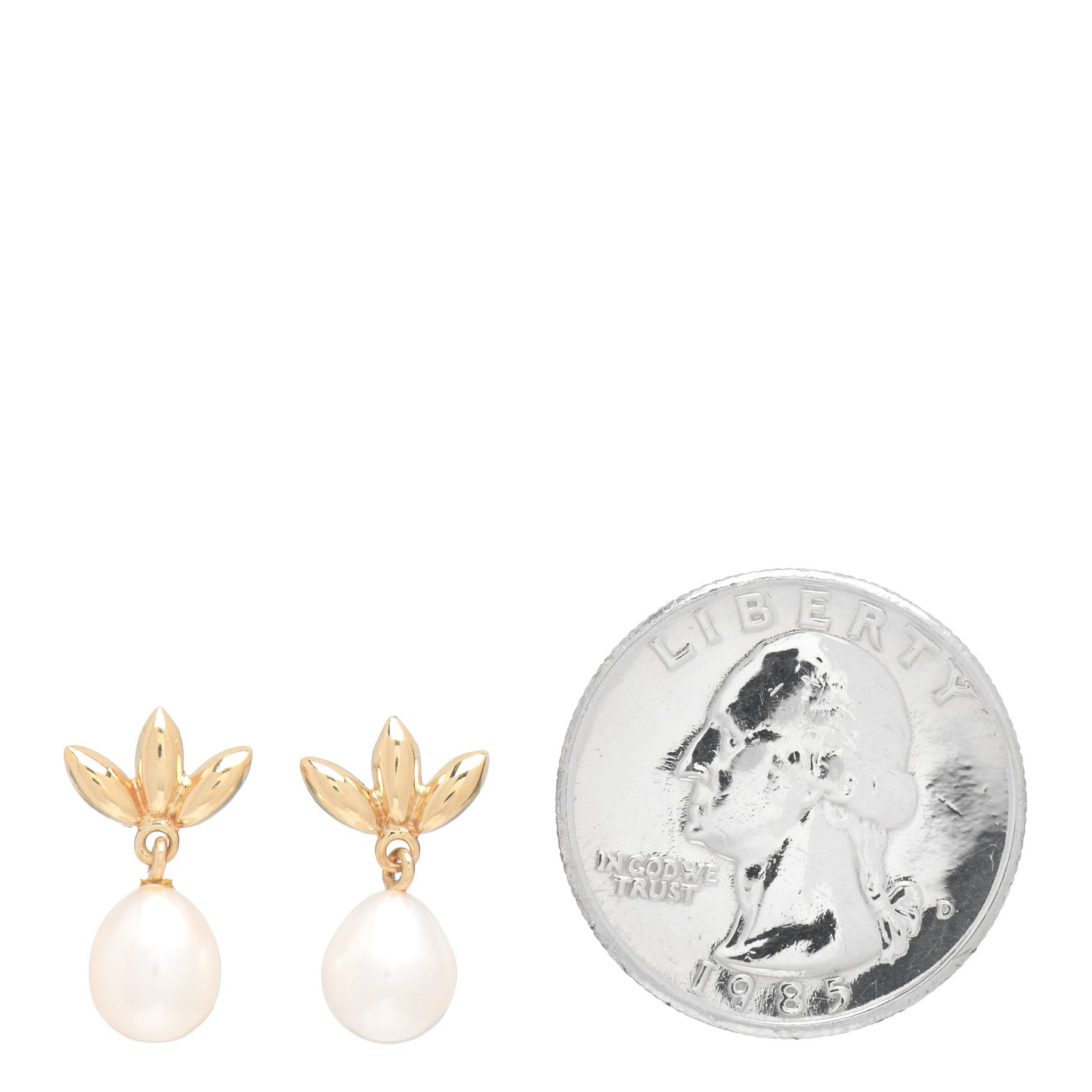 18K Yellow Gold Pearl Flower Earrings