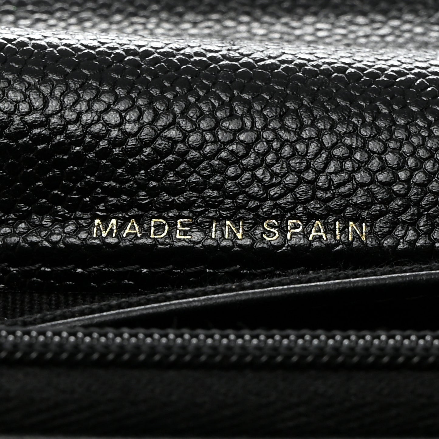 Caviar Quilted Multi Chain CC Large Gusset Flap Wallet Black
