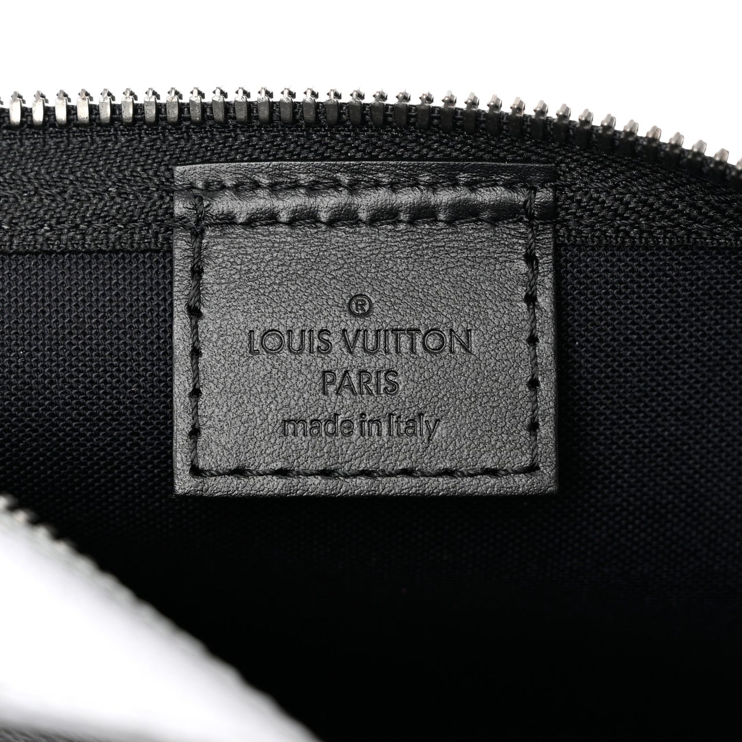 Reverse Monogram Eclipse Grand Sac Pochette