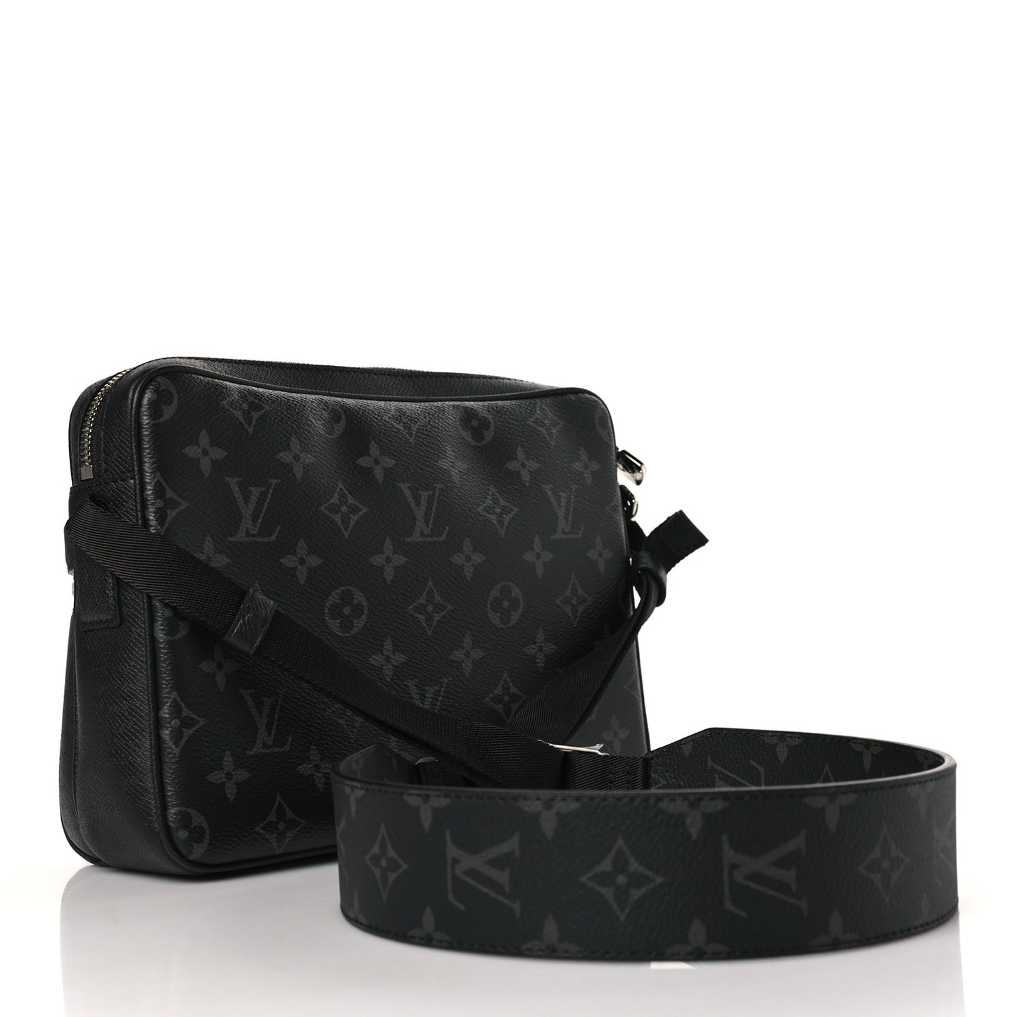Taiga Monogram Eclipse Outdoor Messenger Black
