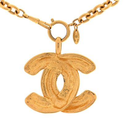 Chanel Metal Quilted CC Necklace Gold 4 of 5