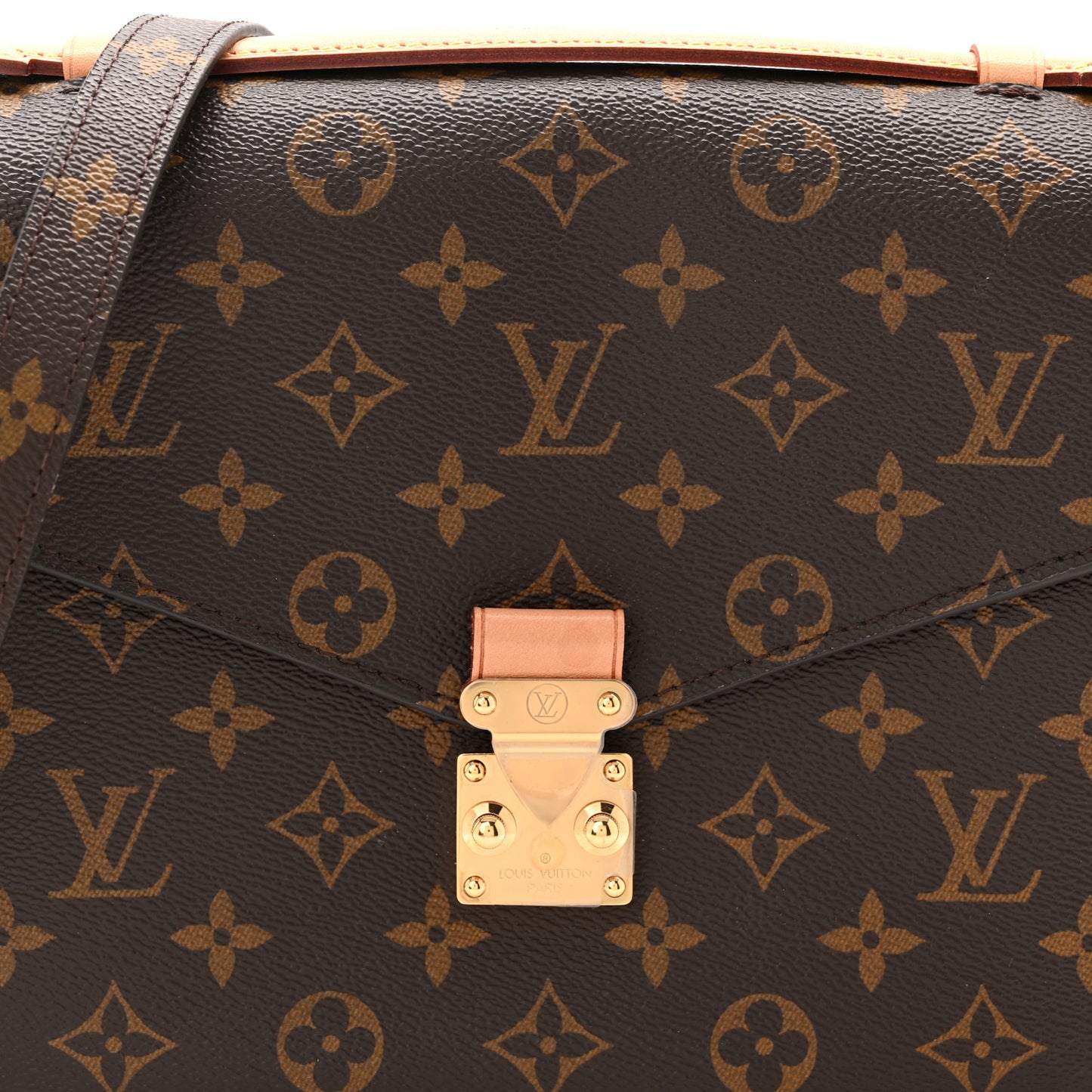 Monogram Pochette Metis