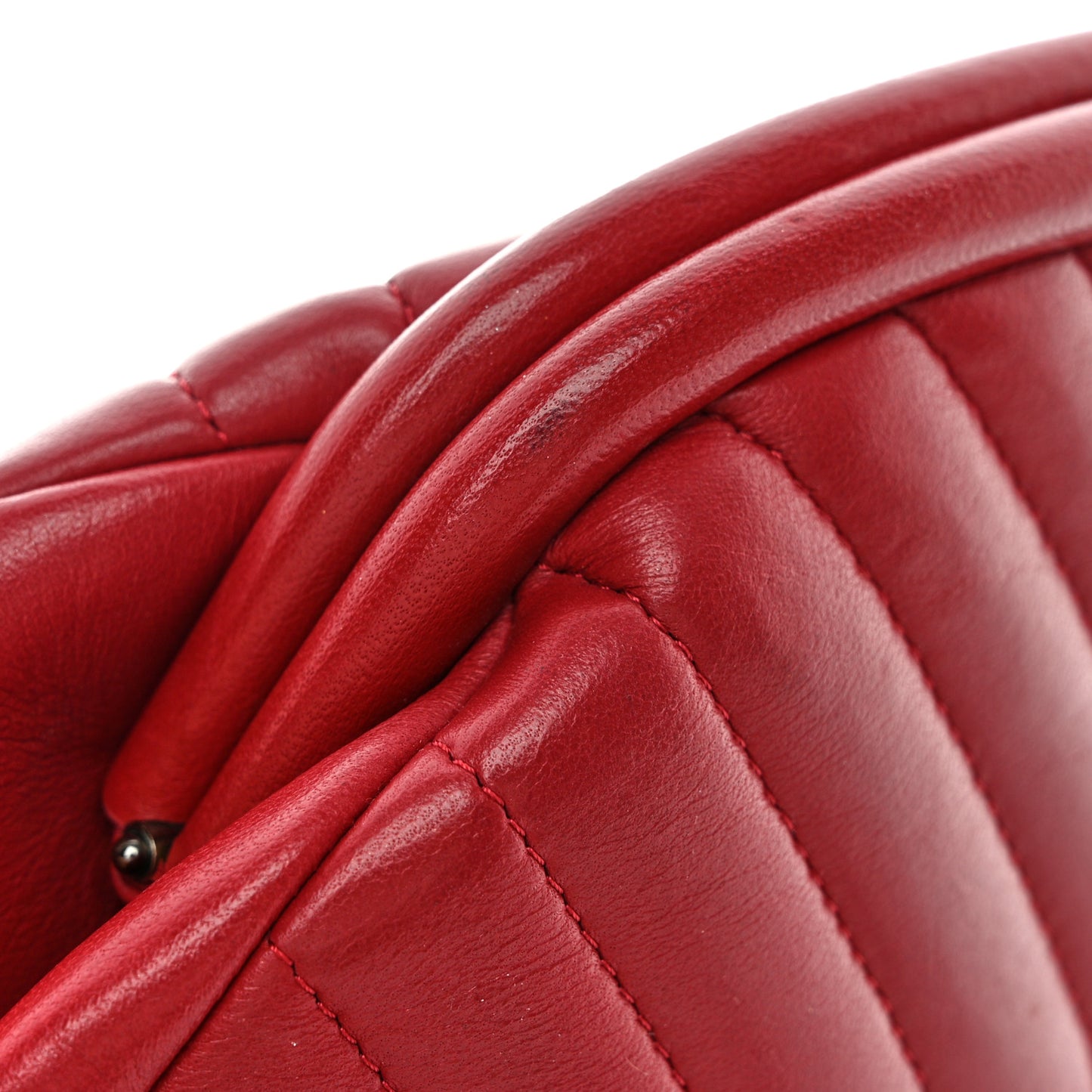 Lambskin Chevron Quilted Timeless Clutch Red