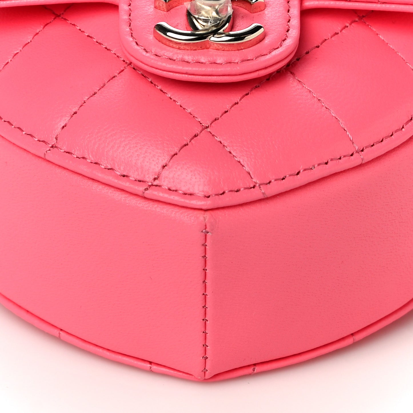 Lambskin Quilted CC In Love Heart Waist Belt Bag With Chain Pink