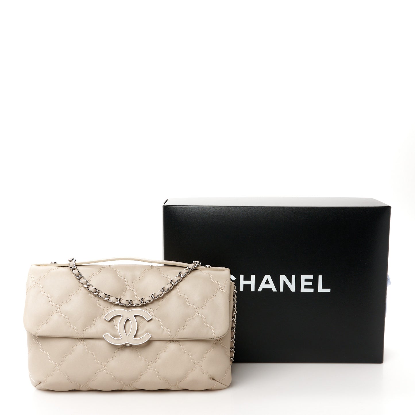 Calfskin Quilted Double Stitch Hamptons Clutch with Chain Beige Clair