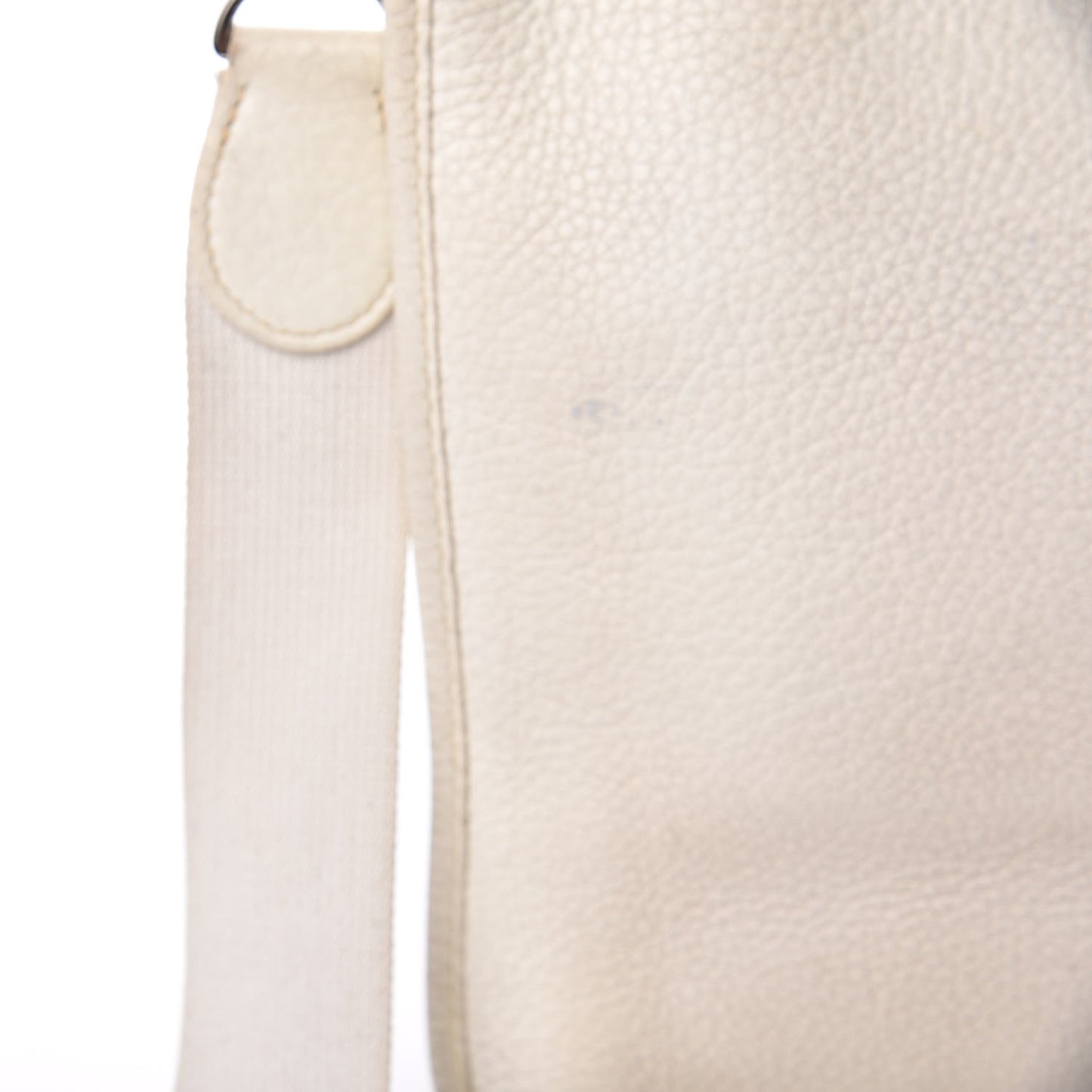 Taurillon Clemence Evelyne PM White