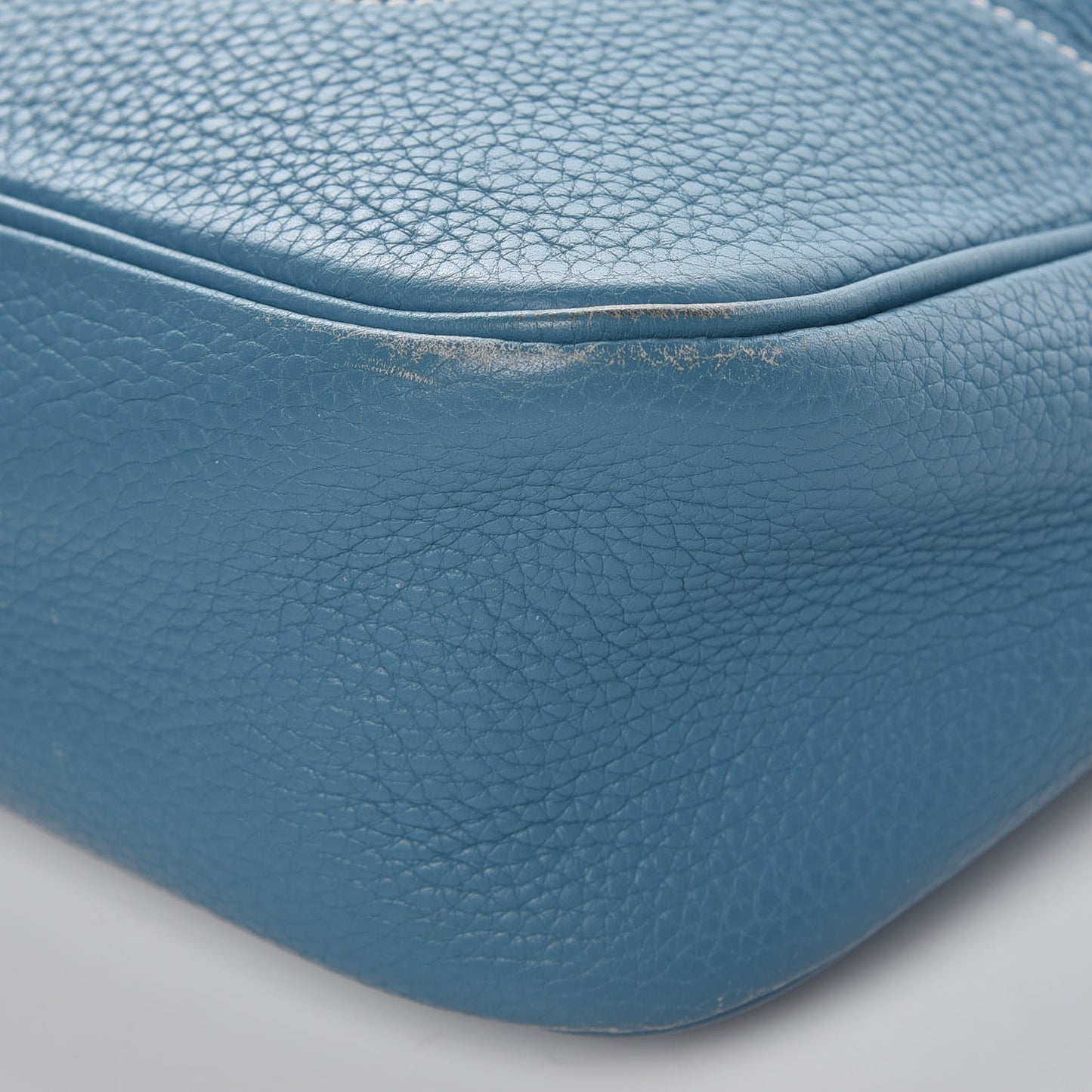 Taurillon Clemence Trim II 35 Shoulder Bag Blue Jean