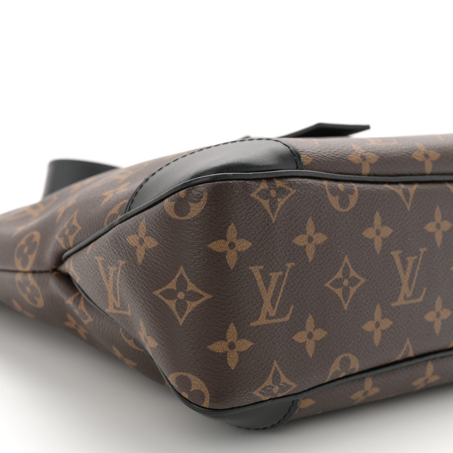 Louis Vuitton Monogram Odeon MM Black 9 of 10