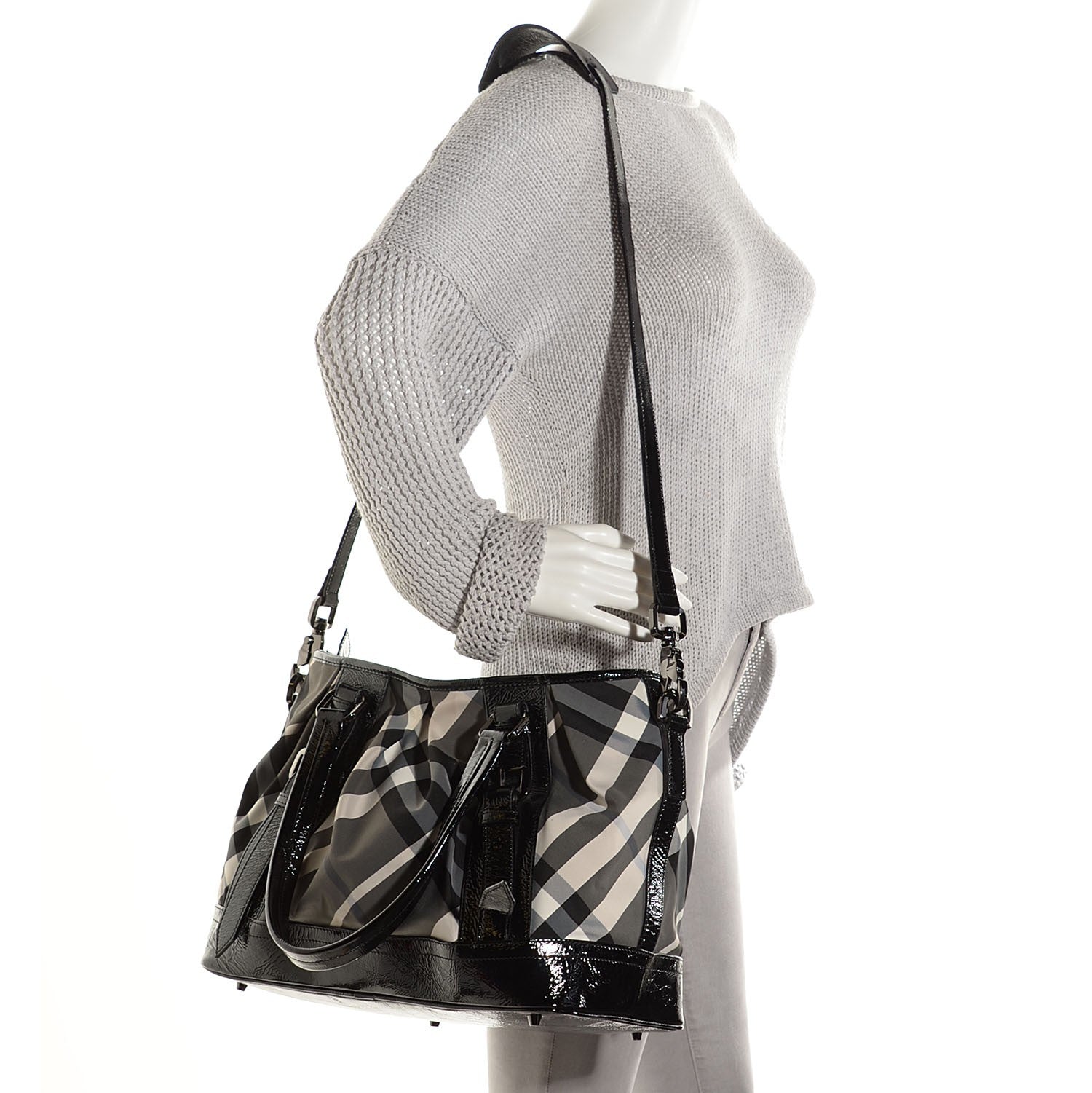 Burberry Nylon Beat Check Lowry Black 2 of 13