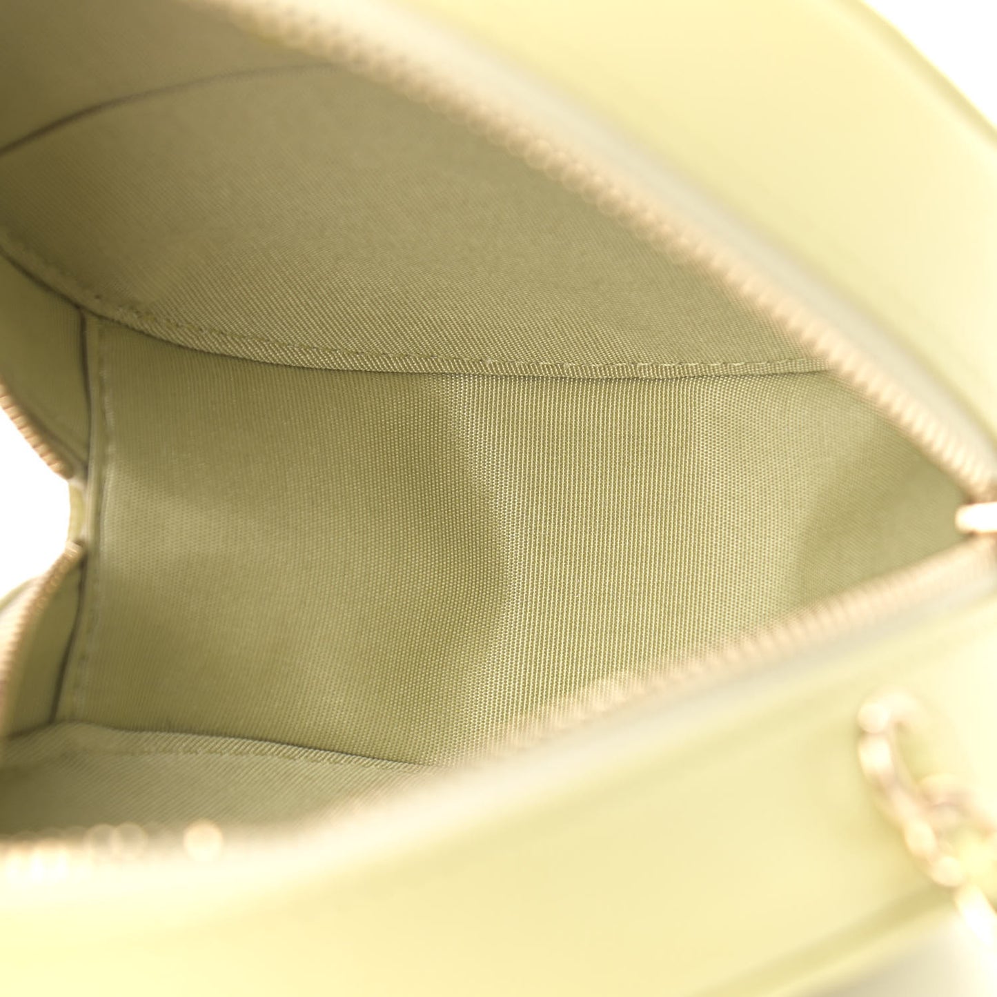 Caviar Quilted French New Wave Round Clutch With Chain Light Green
