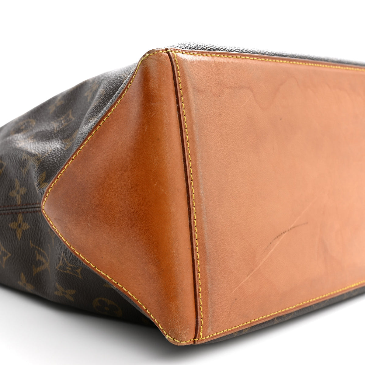 Louis Vuitton Monogram Cabas Mezzo 9 of 13