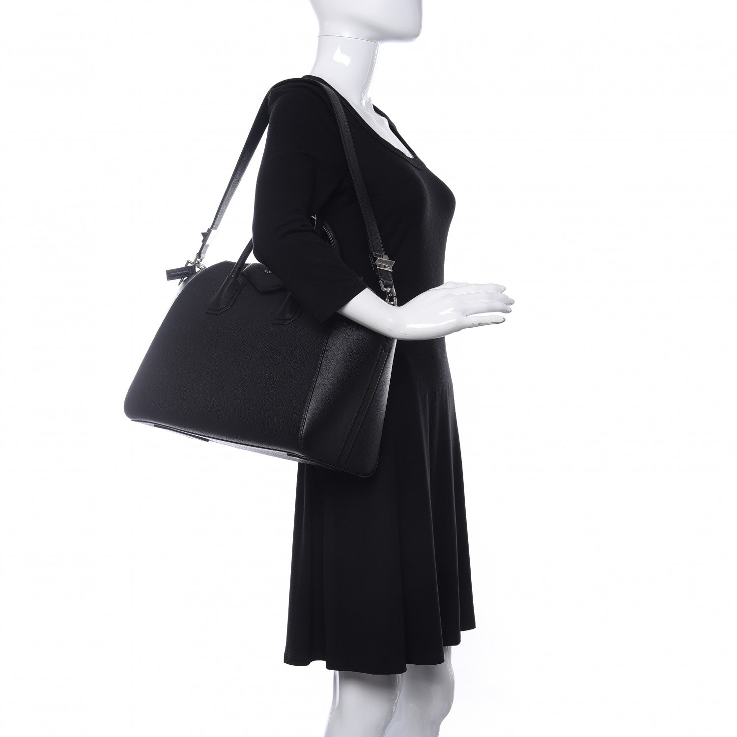 Givenchy Sugar Goatskin Medium Antigona Black 2 of 14