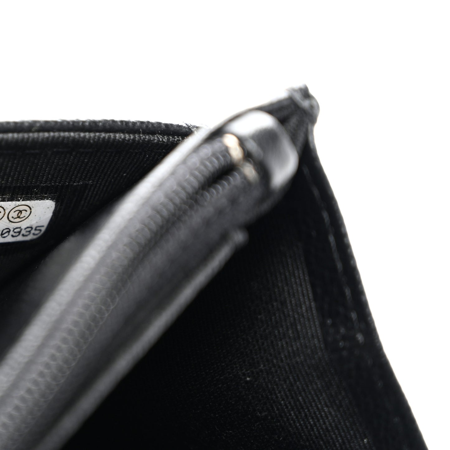 Grained Calfskin Quilted CC Box Wallet On Chain WOC Black