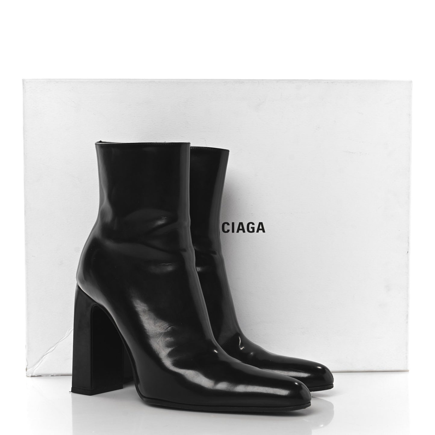 Patinated Calfskin Round Toe 110 Booties 38 Black