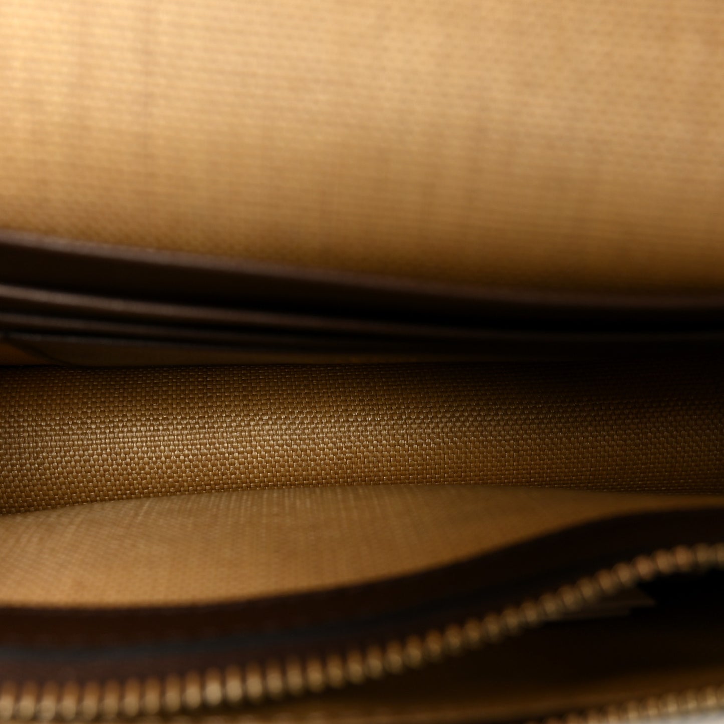 Raffia Calfskin Rockstud Wallet On Chain Pouch Natural Brown