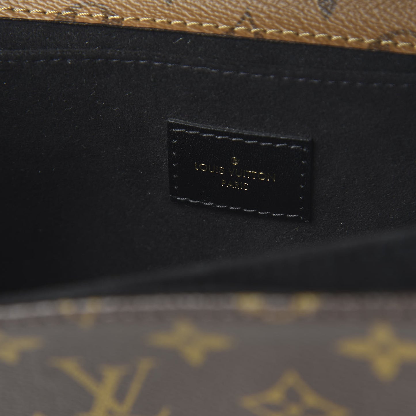 Reverse Monogram Pochette Metis