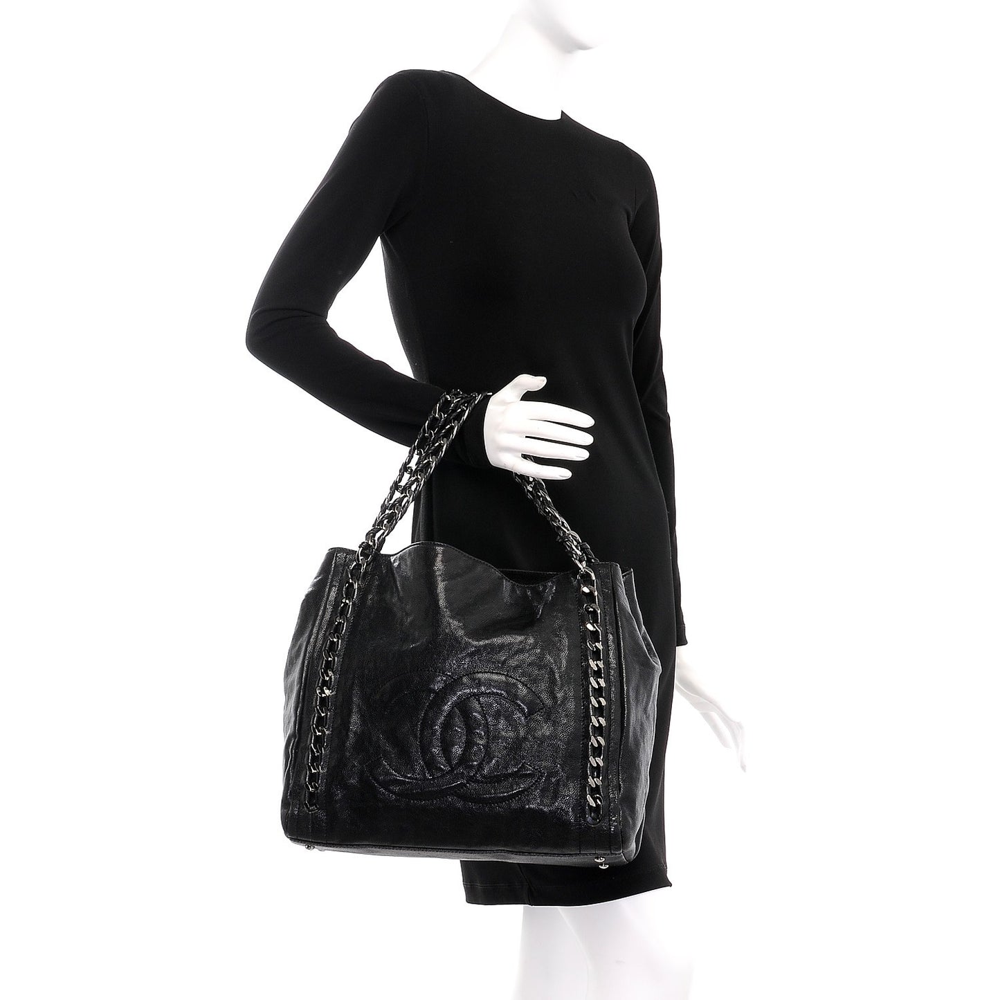 Glazed Caviar Modern Chain Tote Black