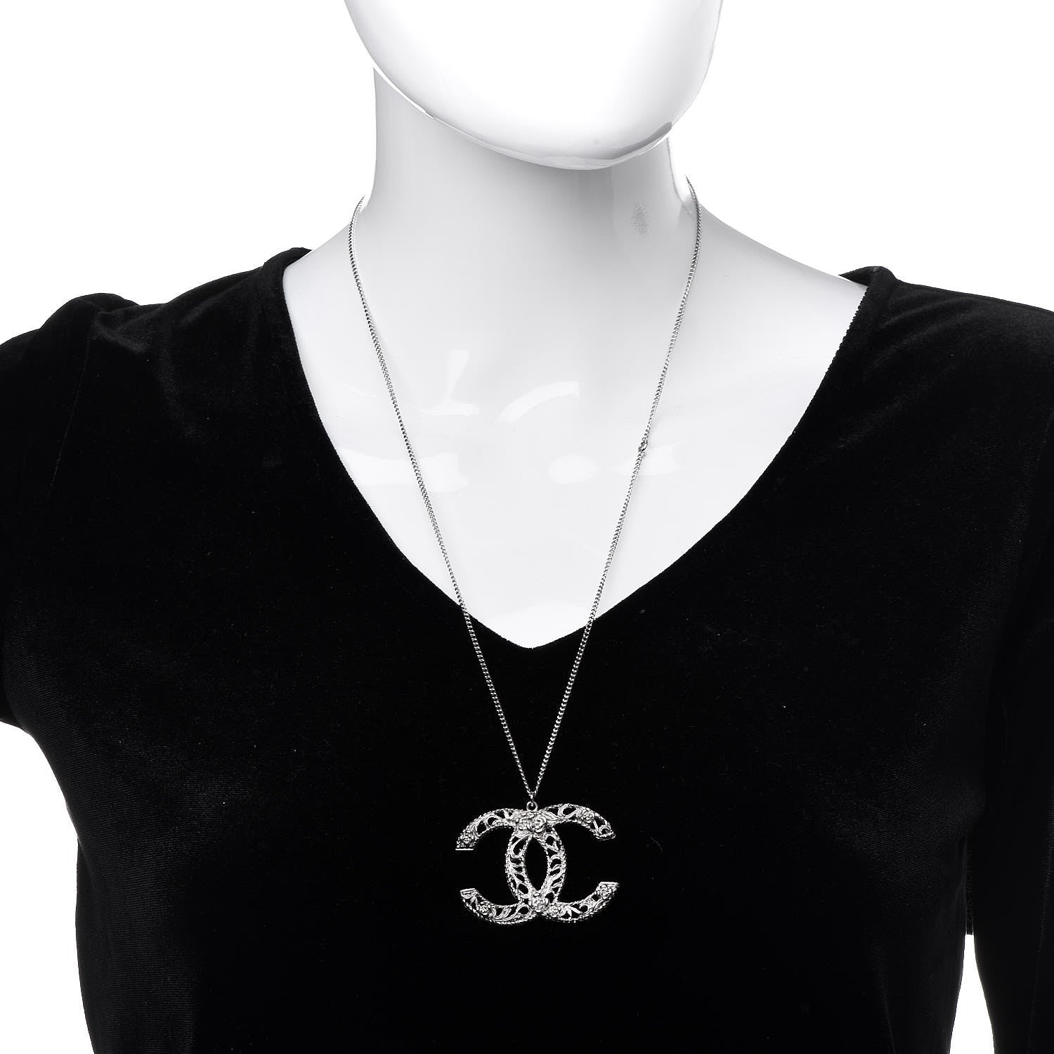 Chanel Large Baroque CC Necklace Silver 2 of 4