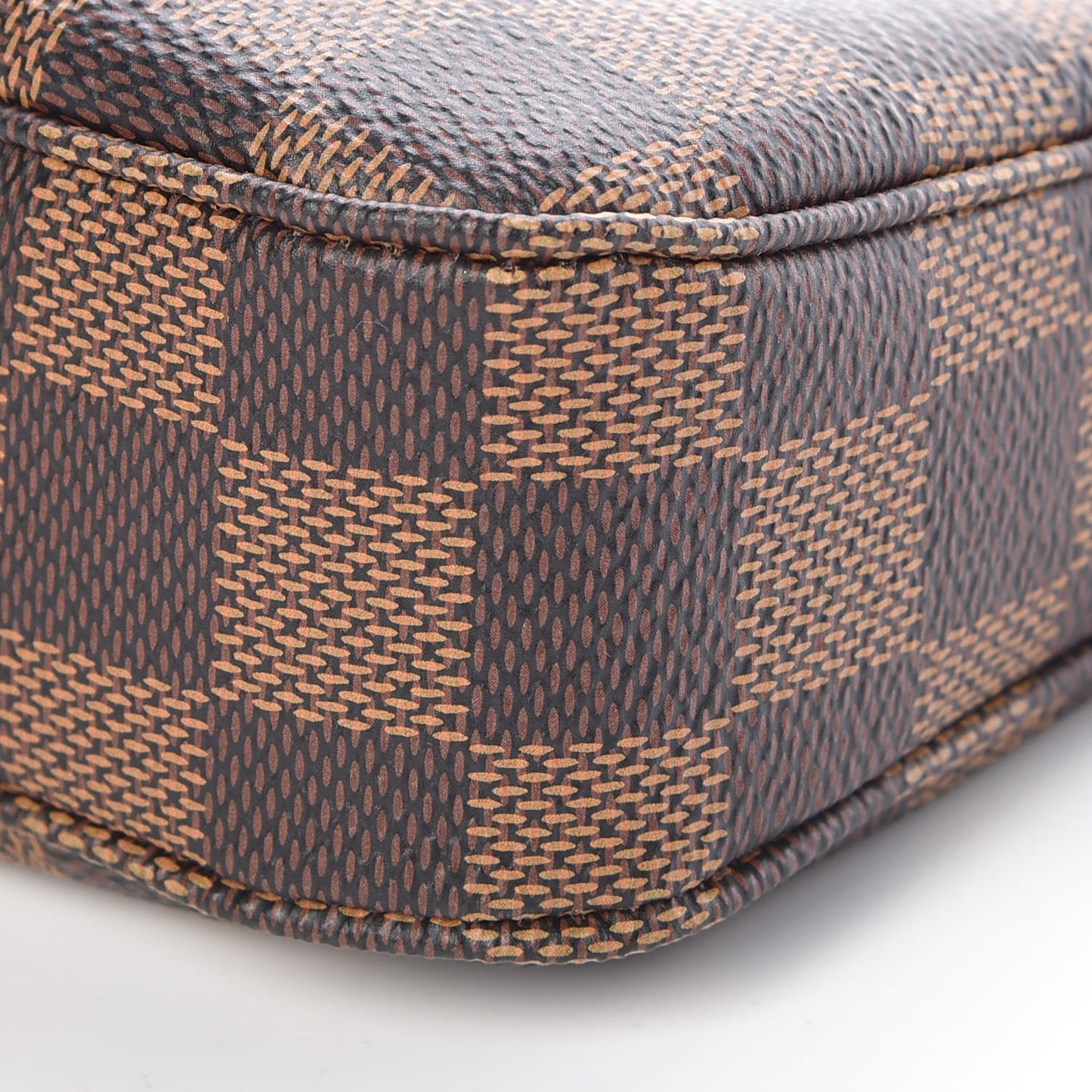 Damier Ebene Pochette Accessories NM