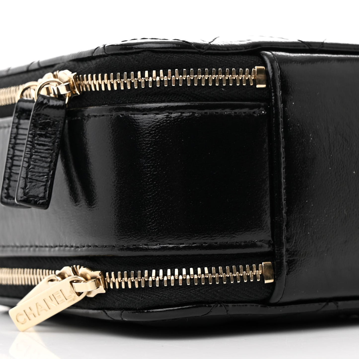 Shiny Lambskin Quilted CC Vanity Case Black